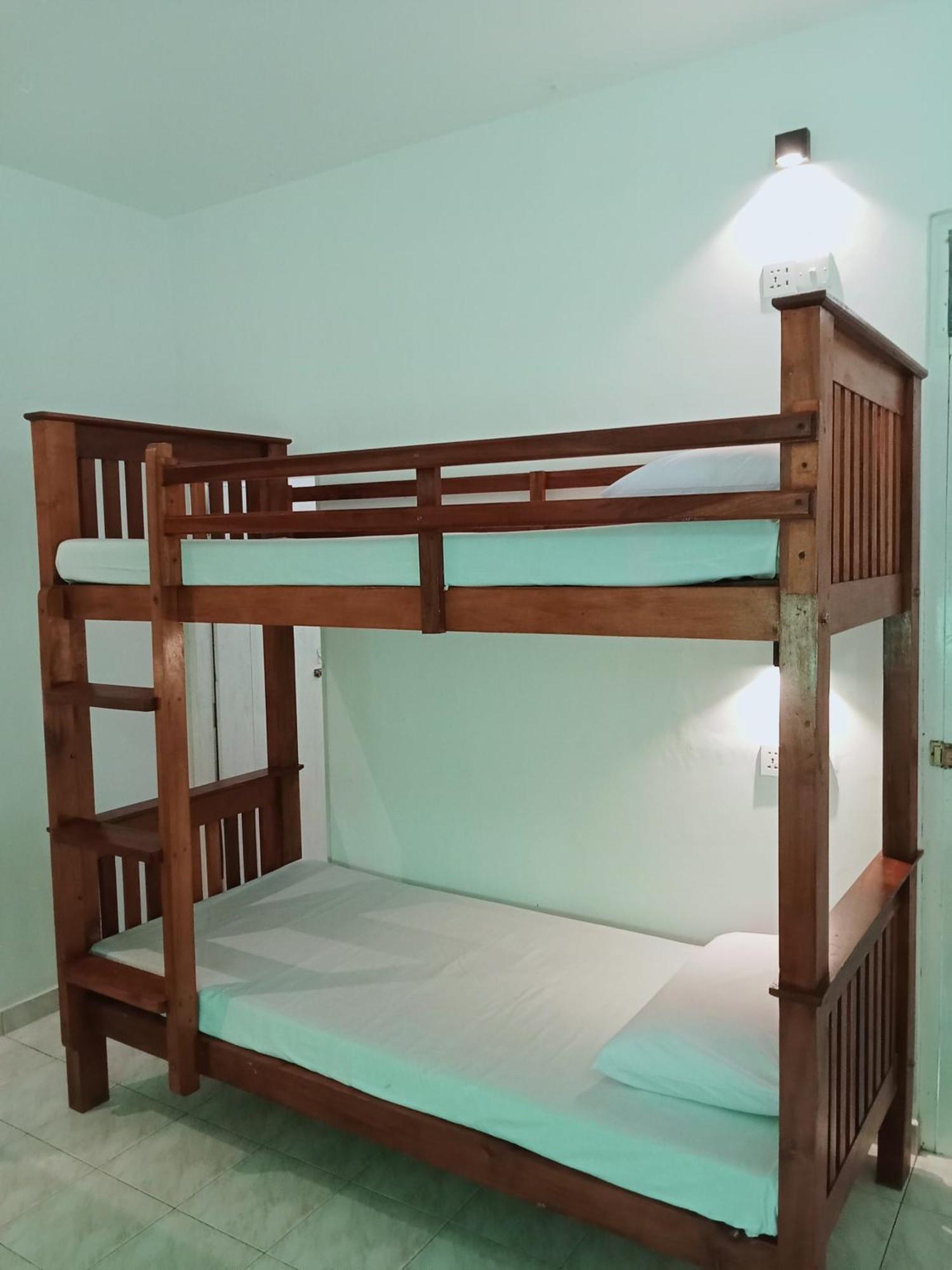 Sihara Rooms & Hostel 마타라 외부 사진
